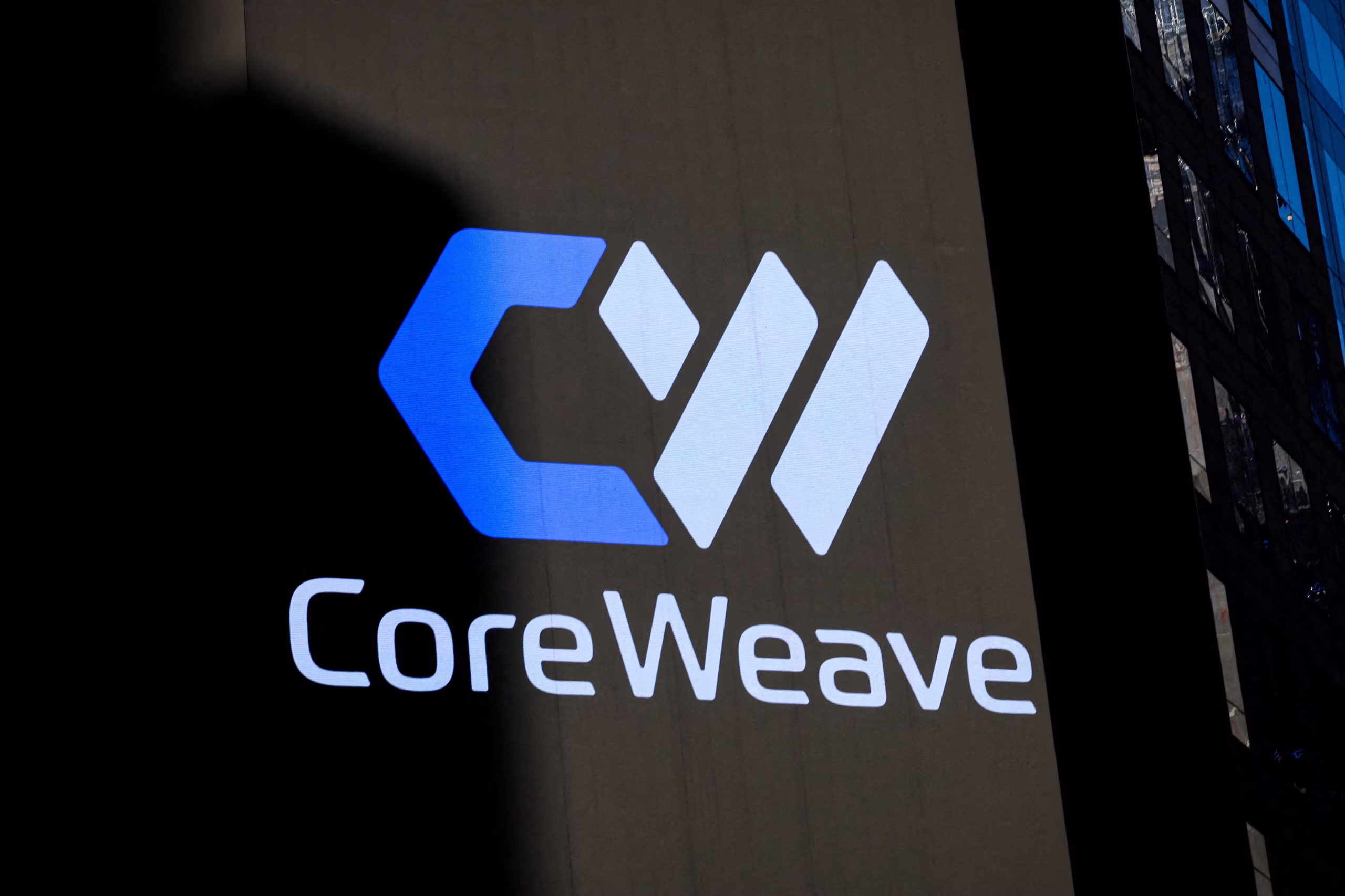 CoreWeave logo