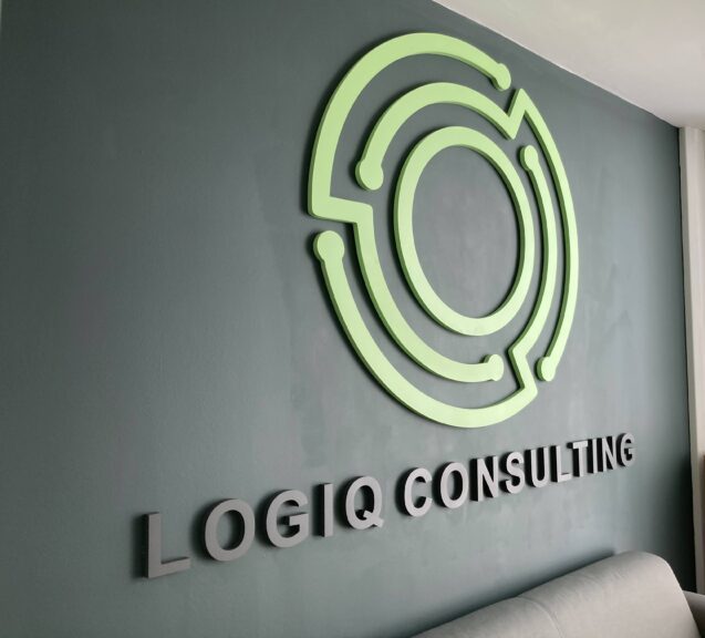 Logiq Consulting logo